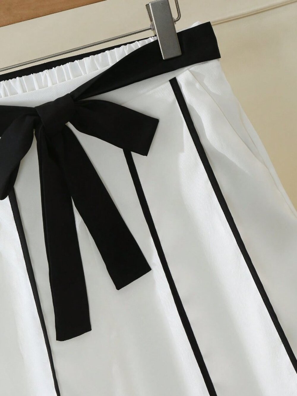 Black And White Casual Women's Pants - Picture 6 of 6